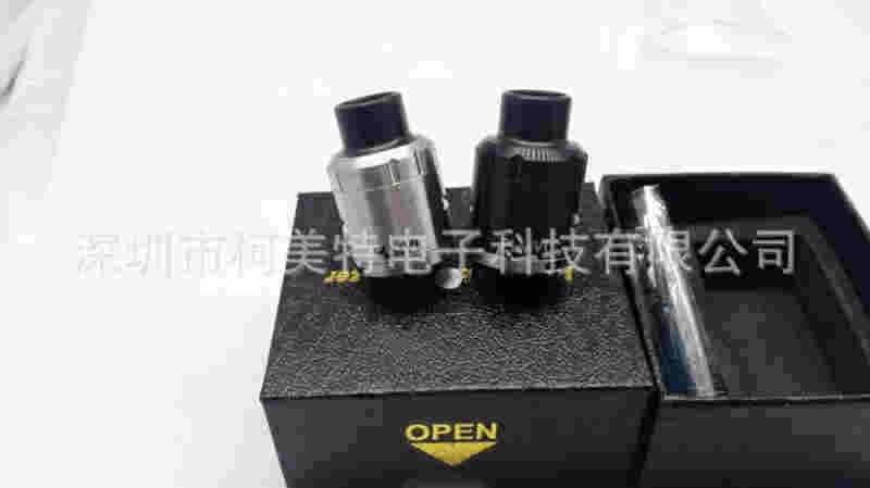 電子煙霧化器吐煙