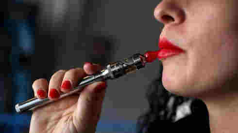 戒煙 電子煙 肺疼痛