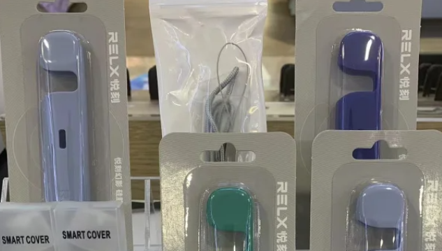 悅刻煙彈怎么放進去？