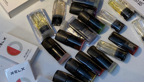 悅刻五代煙彈國標有什么不同？