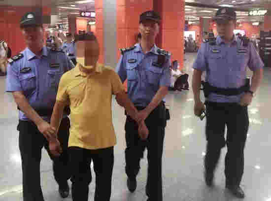 男子在海南殺人后逃亡近29年 中秋日栽在廣州