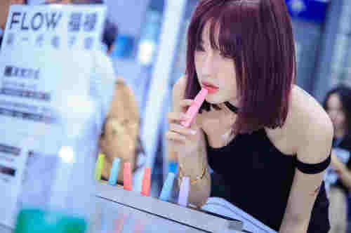 FLOW福祿電子煙亮相2019深圳電子煙展：跨越行業紅海，前行不懈創新不怠