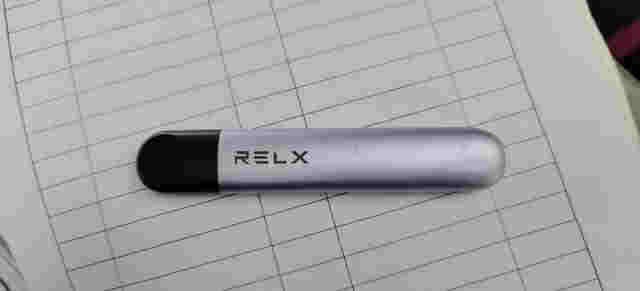 女子在三亞飛往北京的航班上抽電子煙，被拘留7日