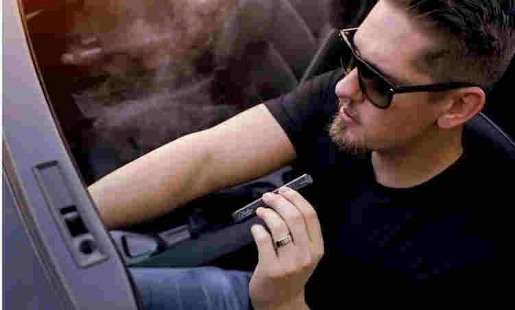 TikTok上對電子煙的正面描述比例很高 