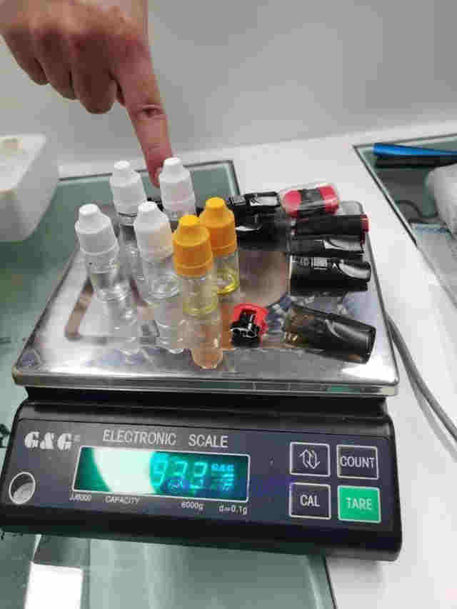 新華社關注：上頭電子煙禍害00后，警方建議嚴控快遞郵寄電子煙 