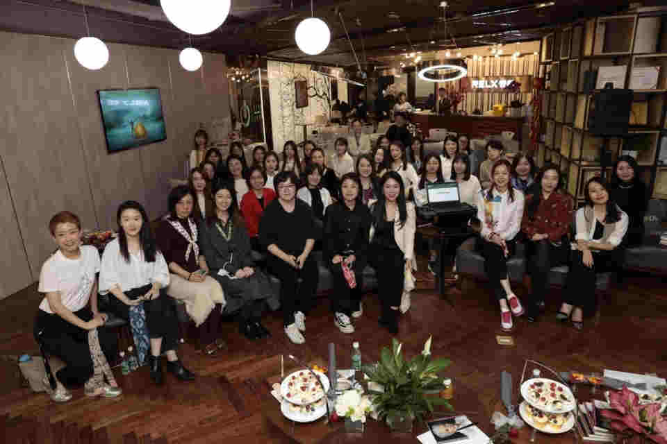 RELX悅刻（霧芯科技）發布《RELX悅刻社會責任報告2020-2021》 