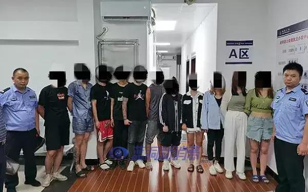 湘陰警方連破兩起吸食新型毒品案，抓獲涉毒人員11名