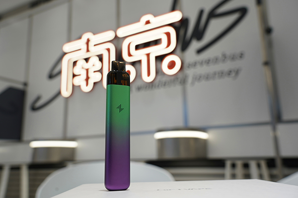 GIFTVAPE禮霧電子煙W評測：禮尚往來，霧涌云蒸