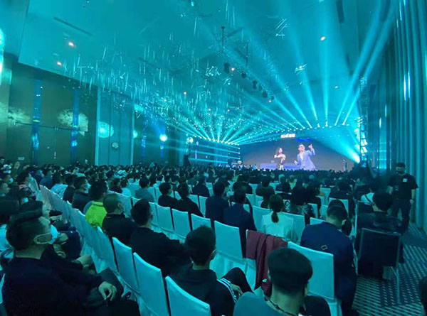 ICE暴雪喊出“和而不同”的背后，電子煙下半場換一種打法？